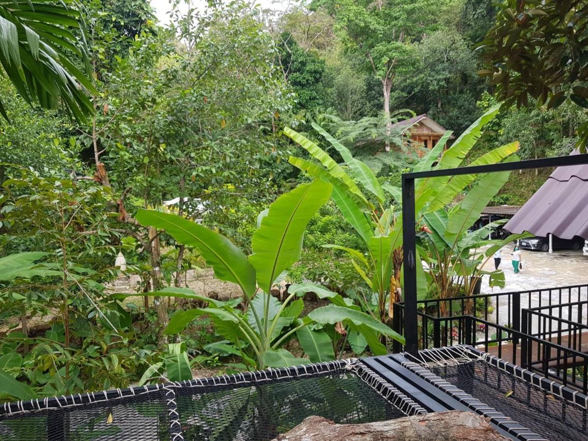 Nua Tone Resort Bang Tao & Cafe Exterior foto