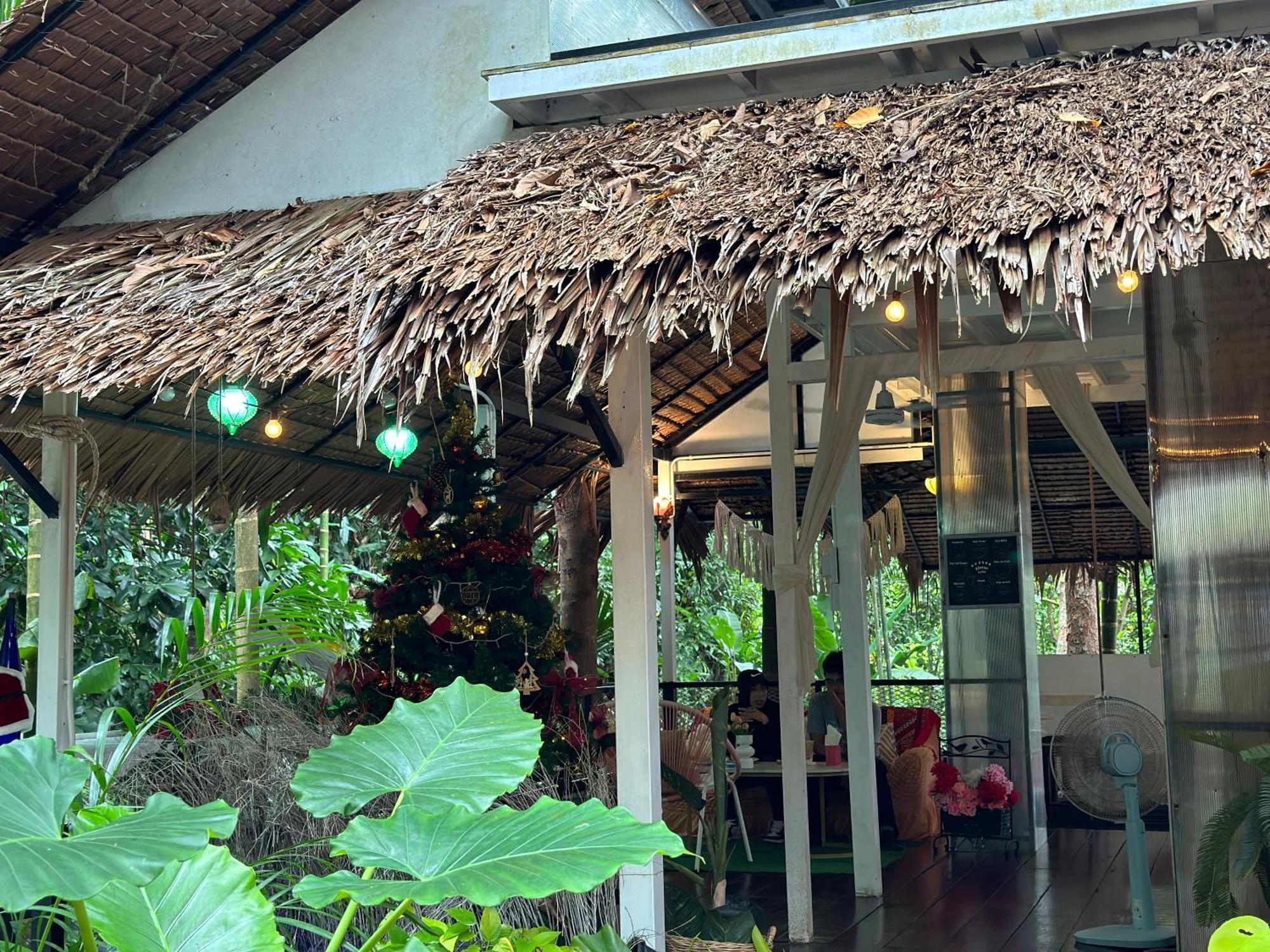 Nua Tone Resort Bang Tao & Cafe Exterior foto